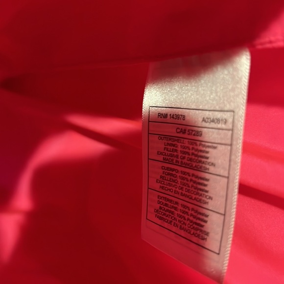 Barbie pink Puma puffer vest - Picture 4 of 4